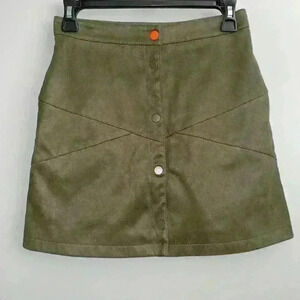 EUC Peacebird Suede Snap Front Military Green Mini Skirt Size Medium